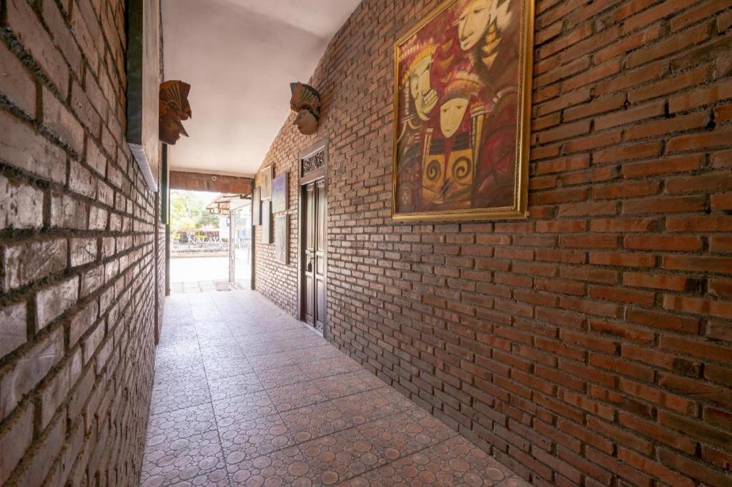 Muntilan Oyo2380阿莱亚旅馆酒店 外观 照片