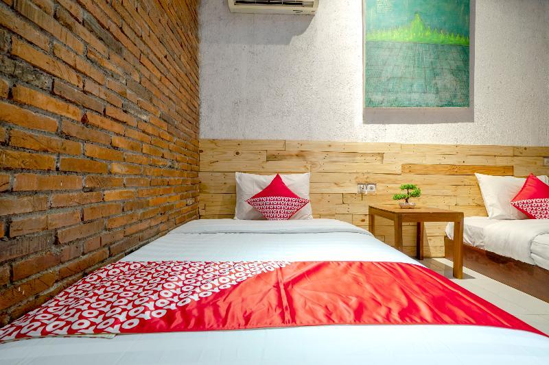 Muntilan Oyo2380阿莱亚旅馆酒店 外观 照片